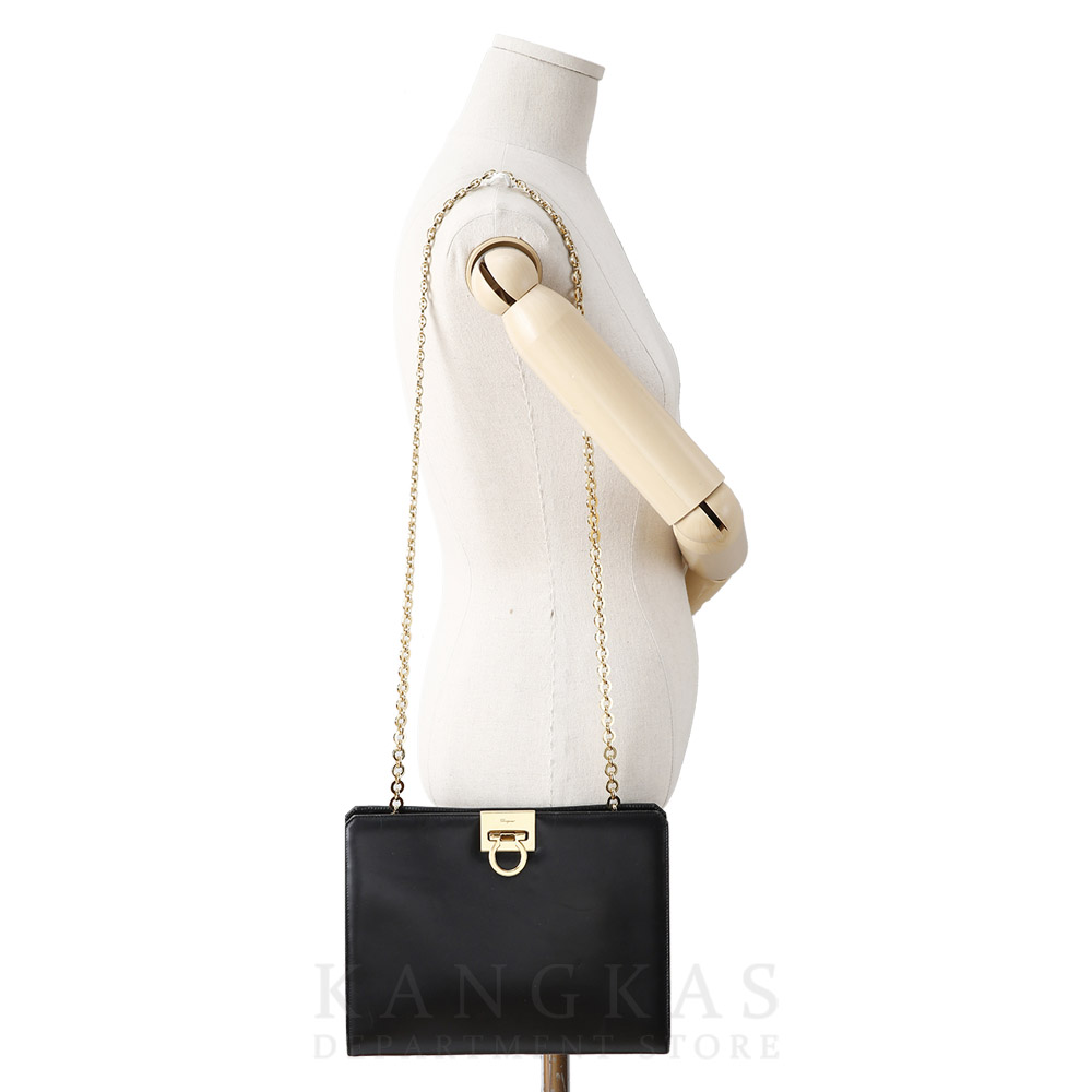 FERRAGAMO(USED)페레가모 체인 크로스백